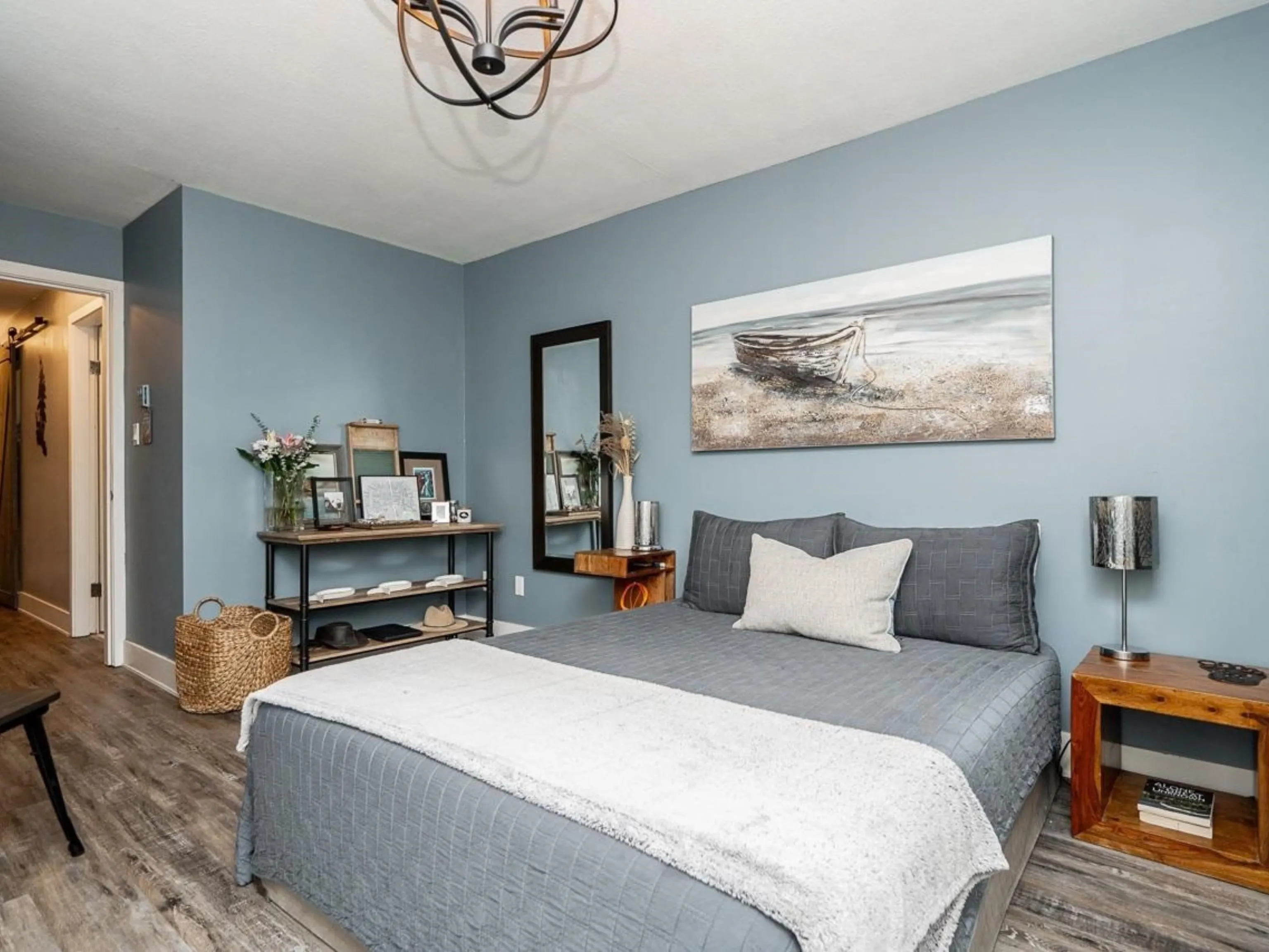 15991 Thrift Avenue #104