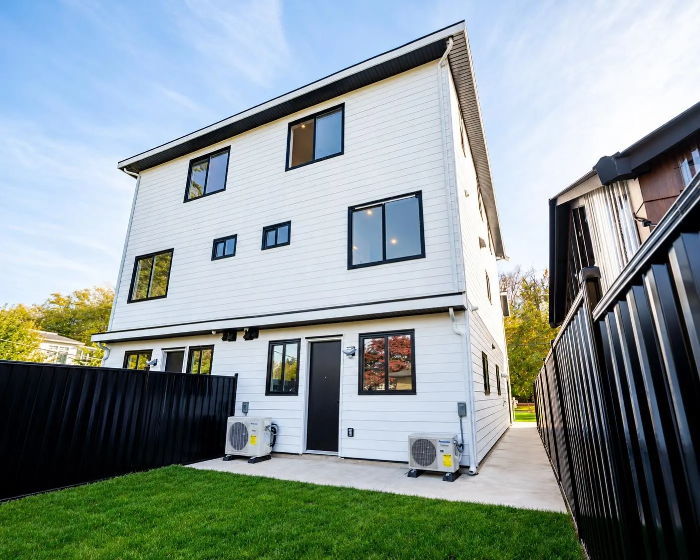 17059 0 Avenue #101