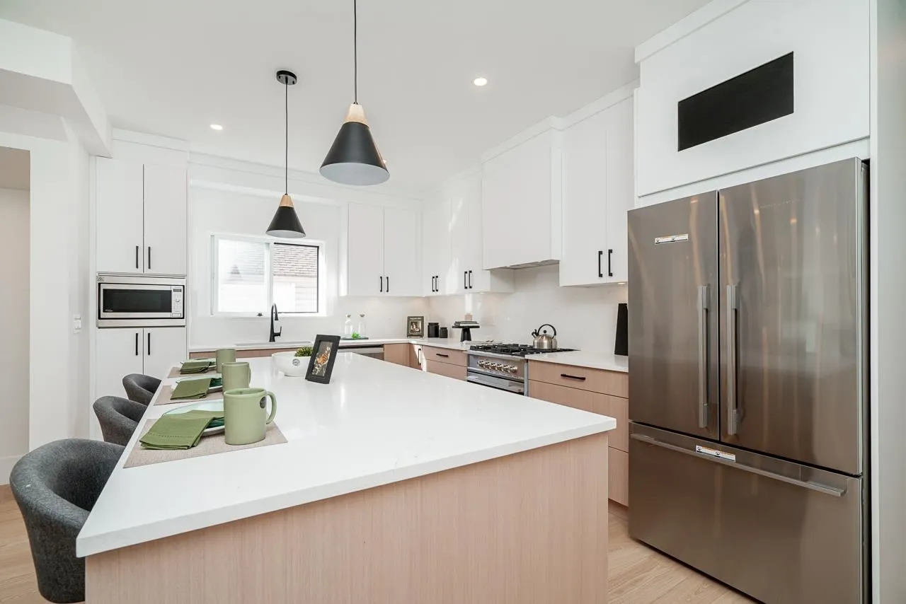 17059 0 Avenue #101