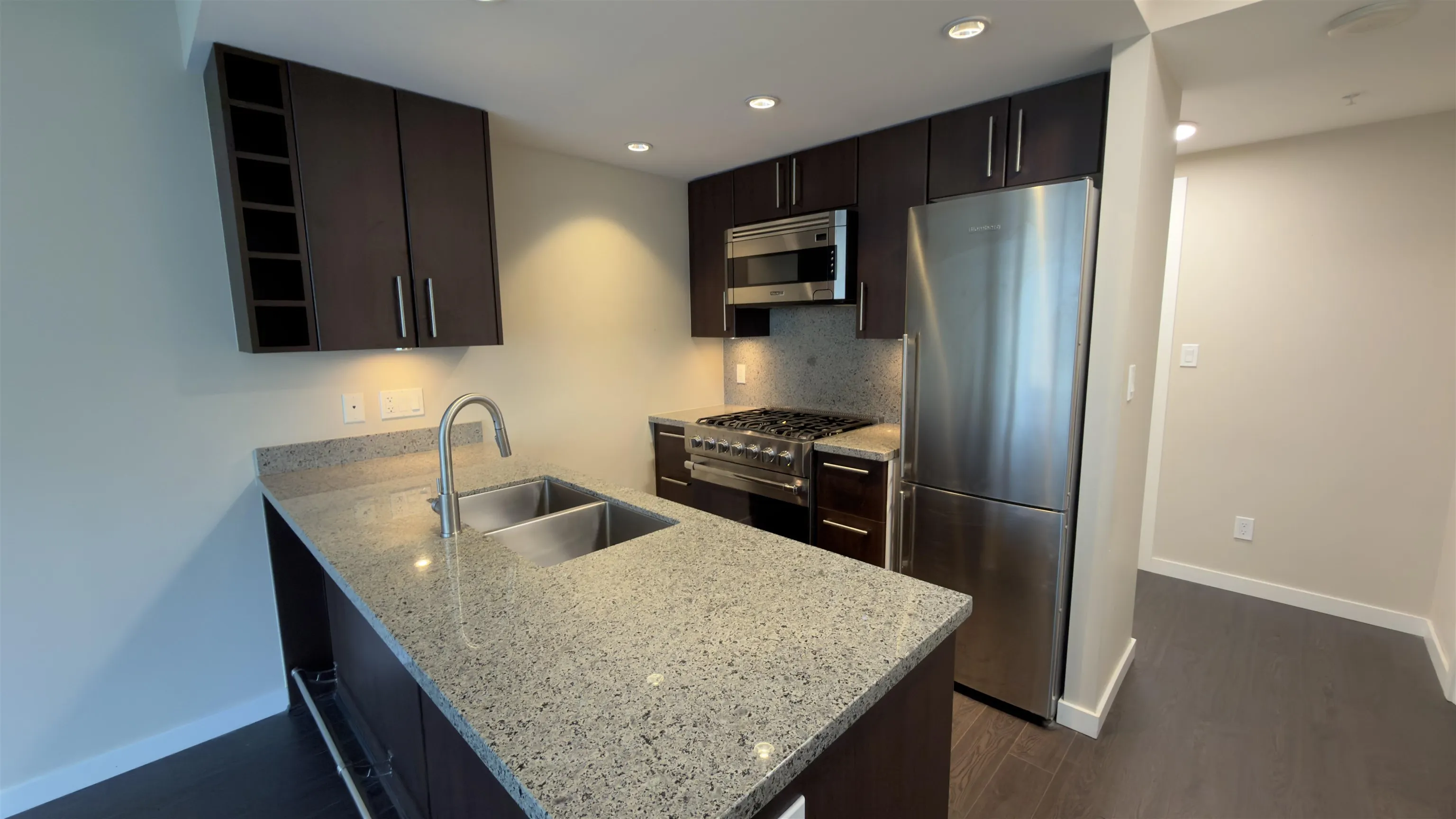 138 W 1st Avenue #605