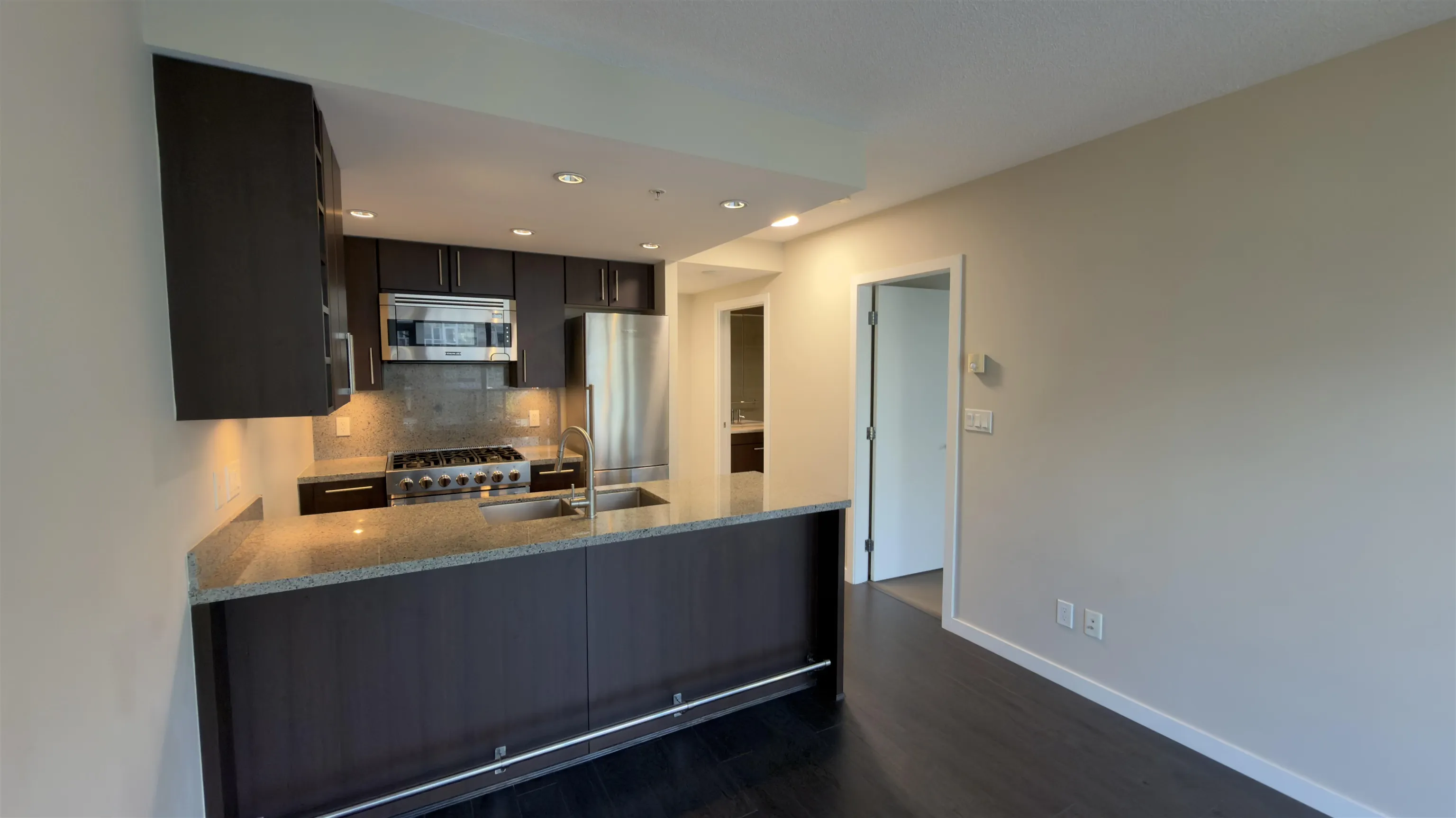 138 W 1st Avenue #605