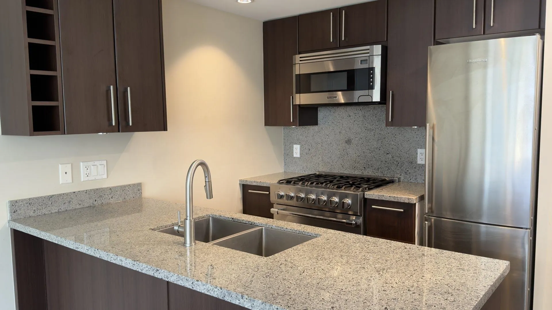 138 W 1st Avenue #605