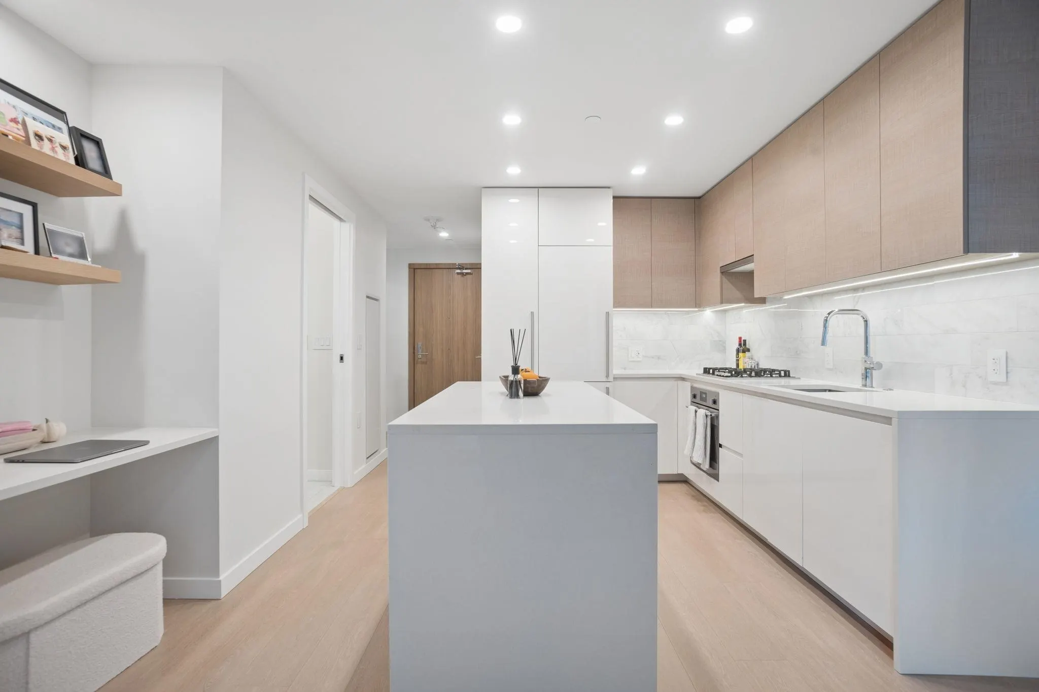4168 Lougheed Highway #1203