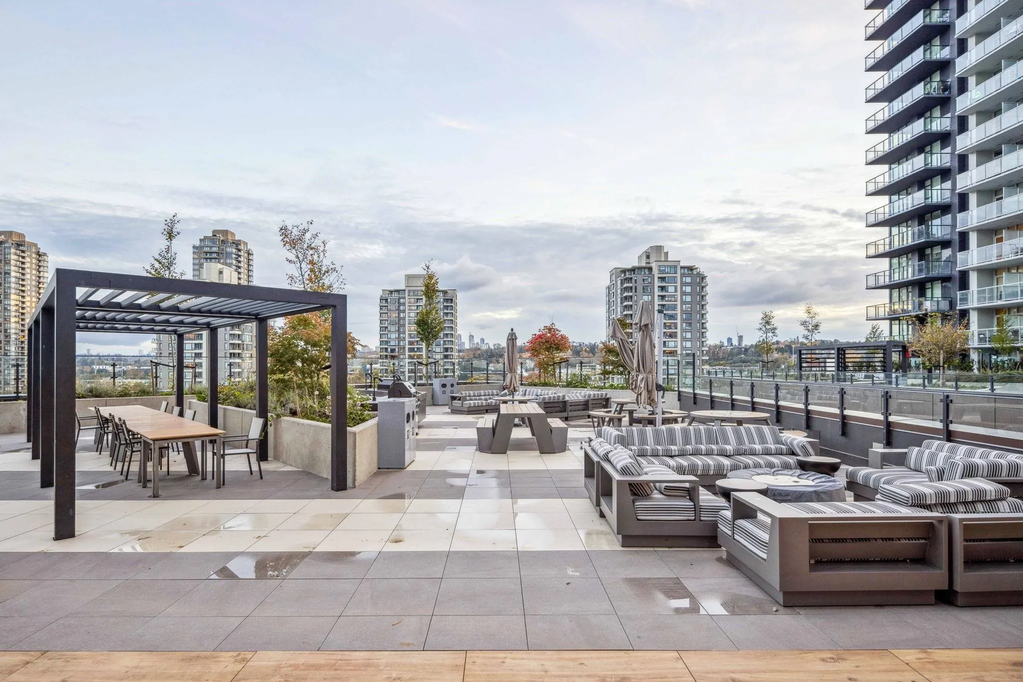 4168 Lougheed Highway #1203