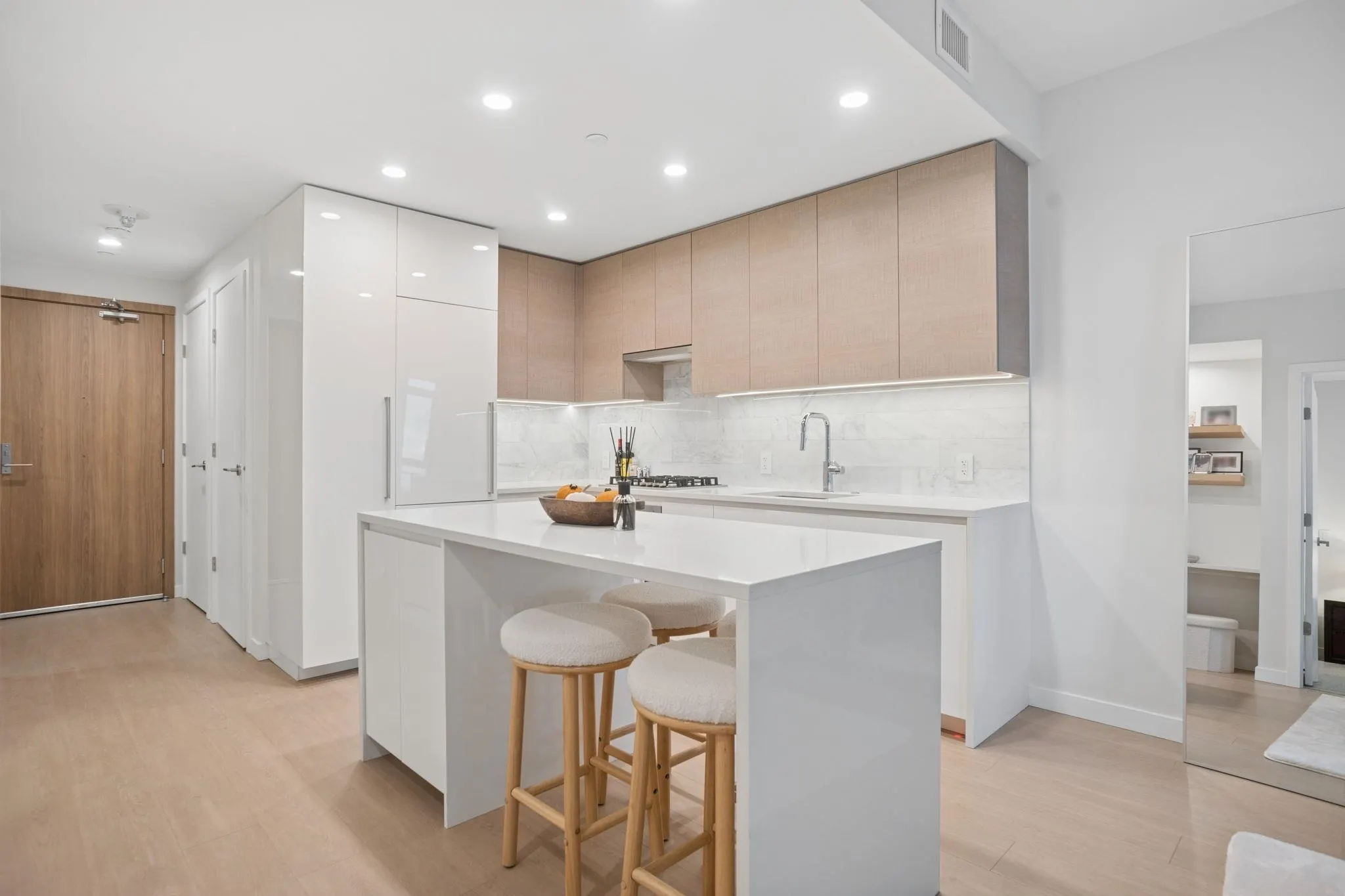 4168 Lougheed Highway #1203
