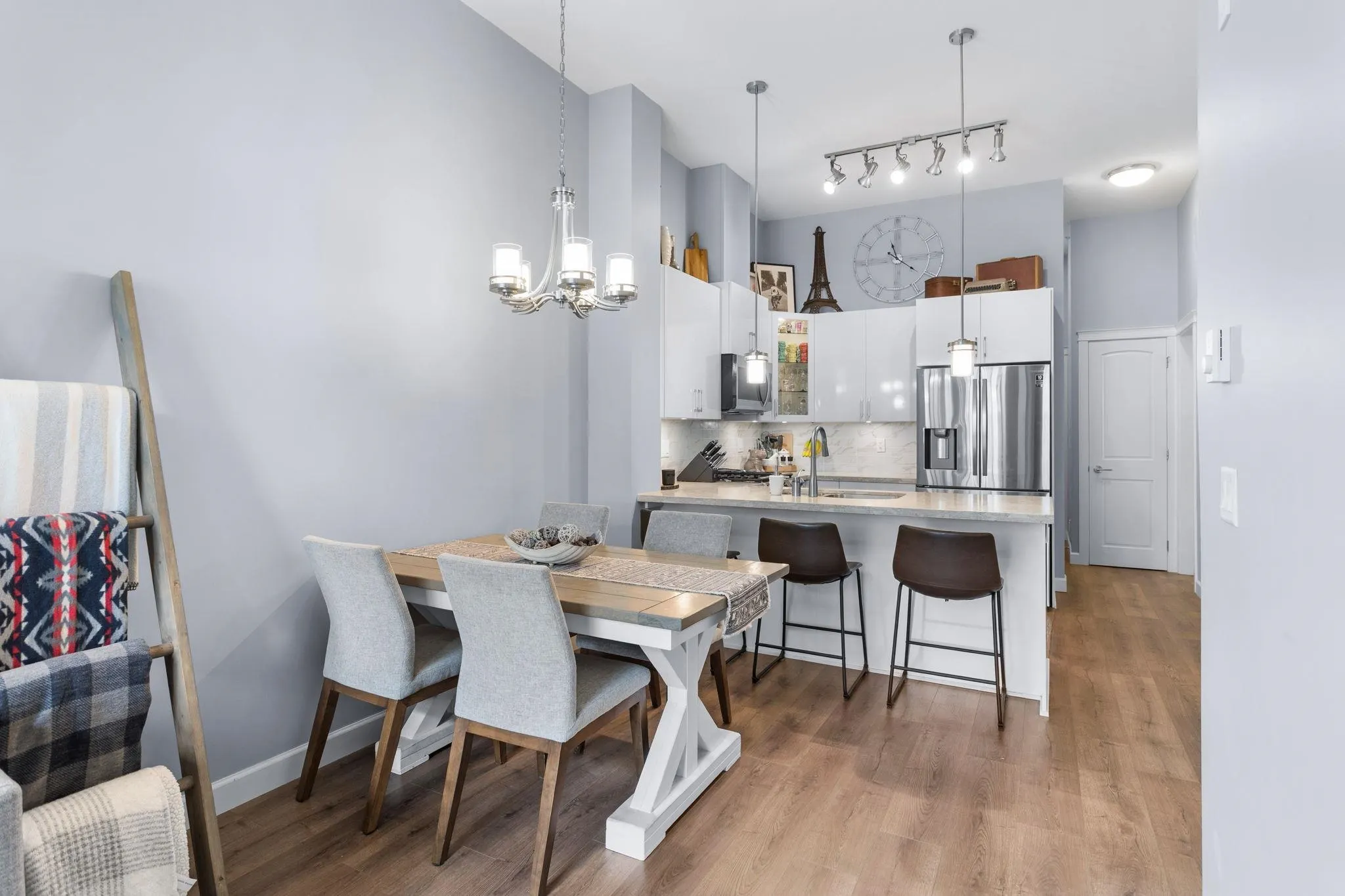 20328 86 Avenue #609