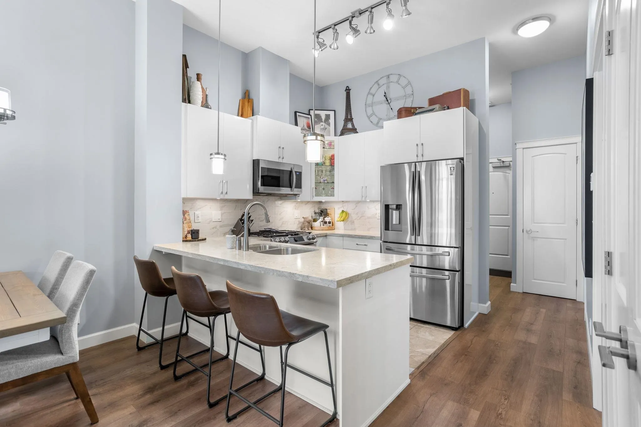 20328 86 Avenue #609