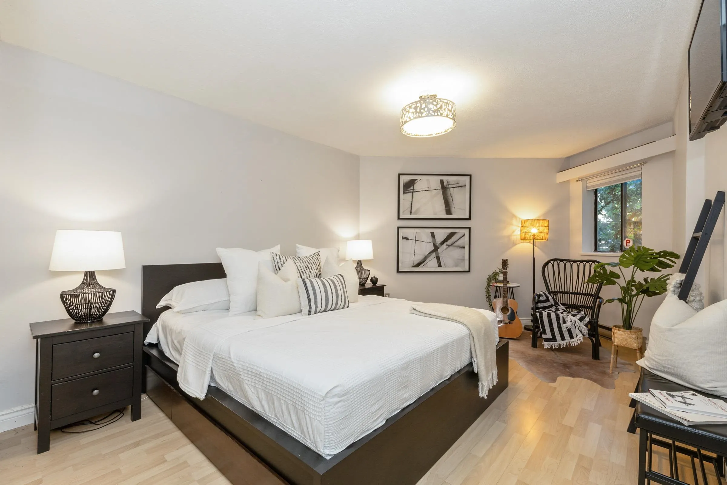 6105 Kingsway #112