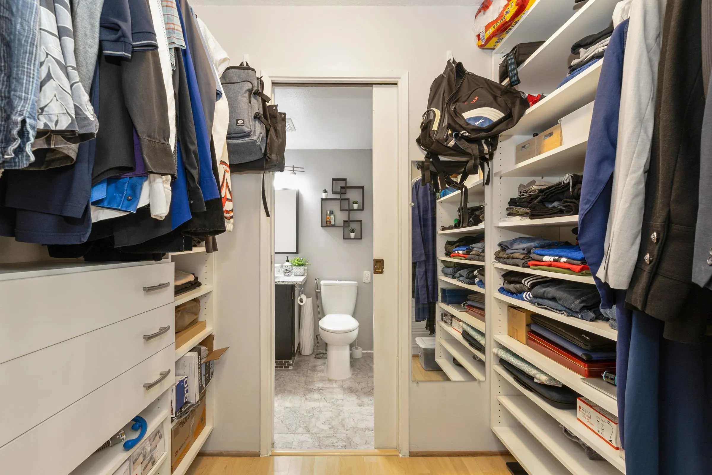 6105 Kingsway #112