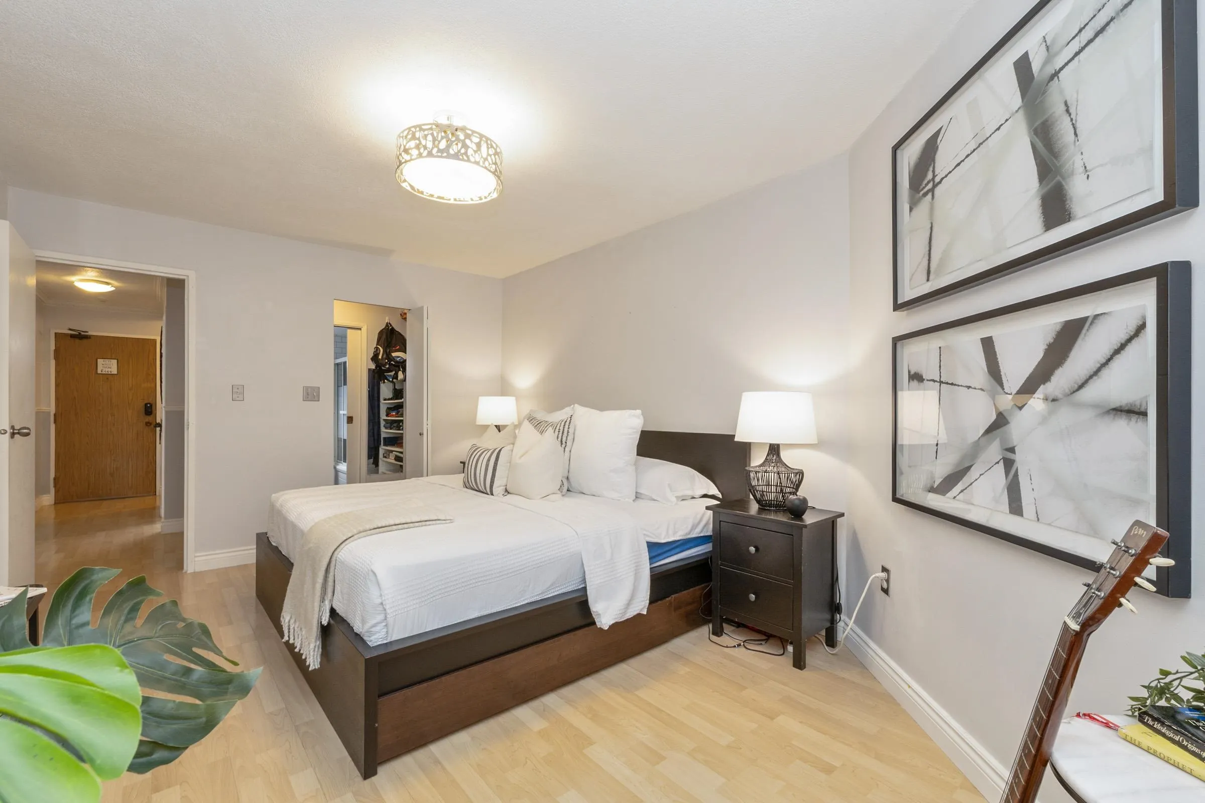 6105 Kingsway #112