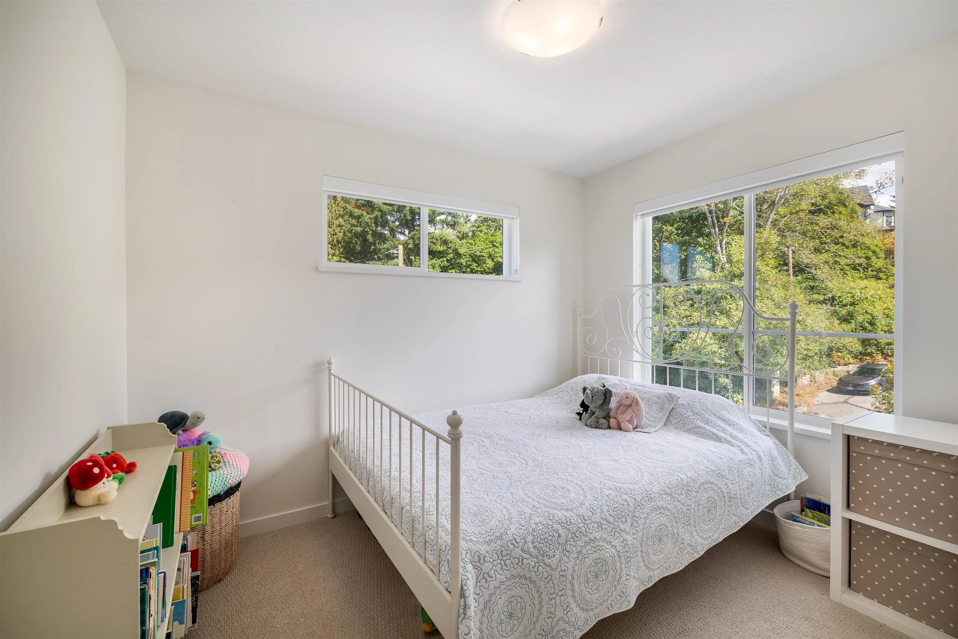 16561 17a Avenue #28