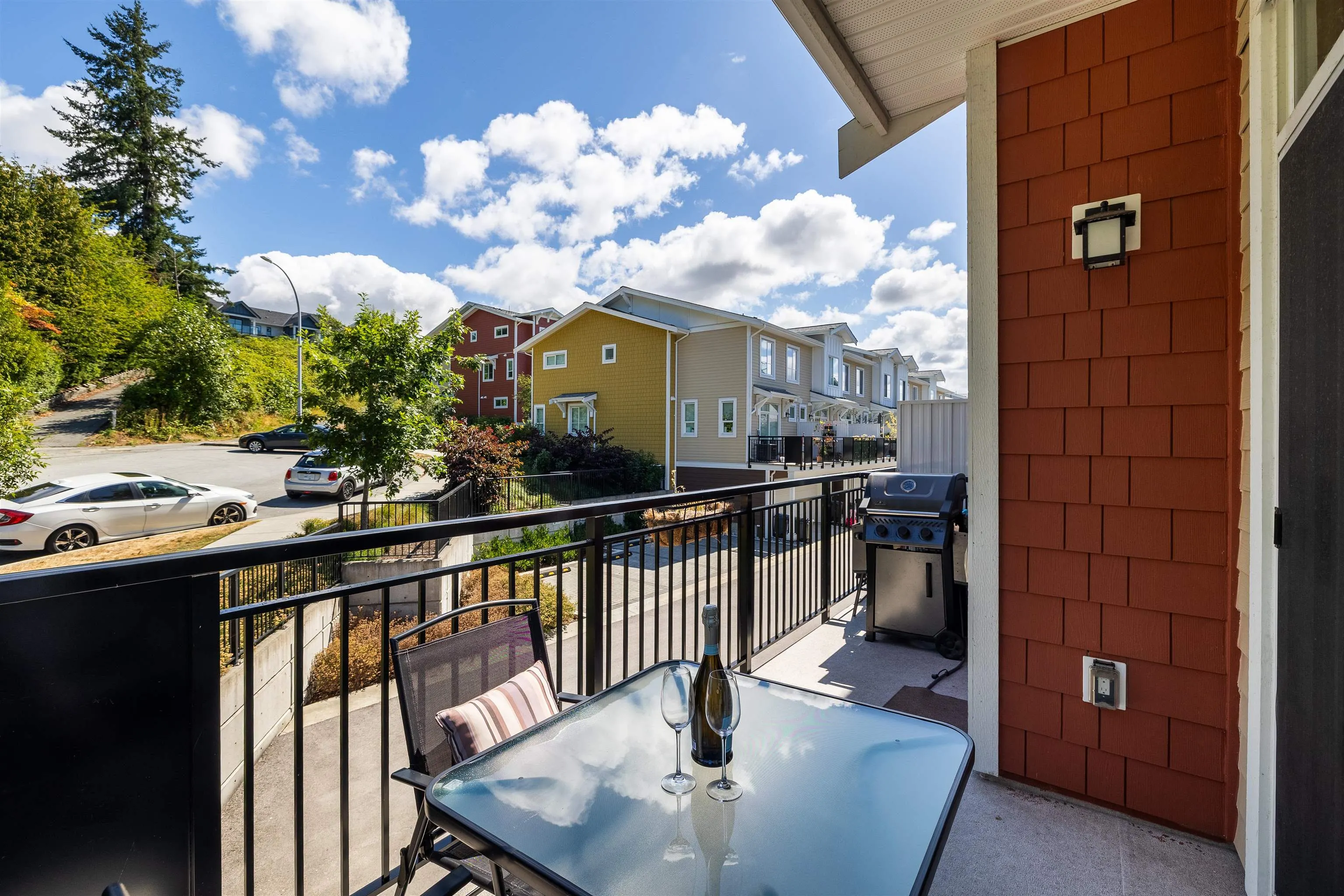 16561 17a Avenue #28