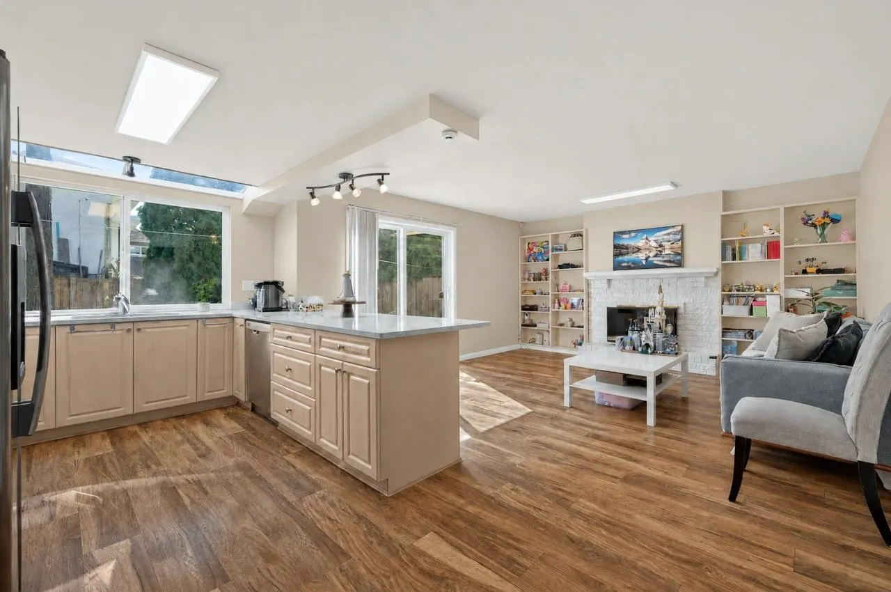 4340 Tiffin Crescent