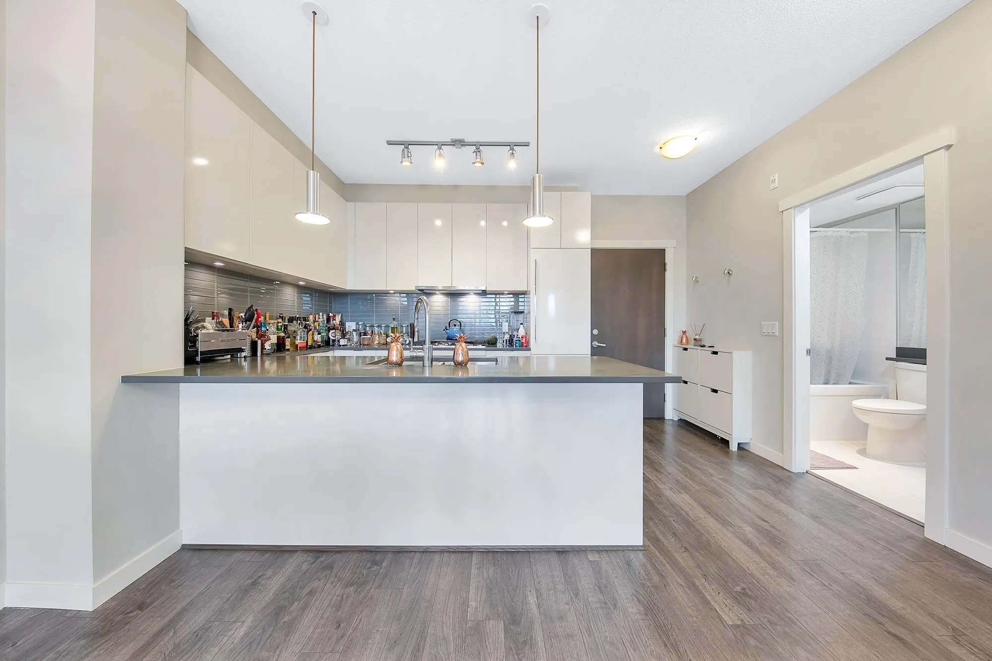 9311 Alexandra Road #521