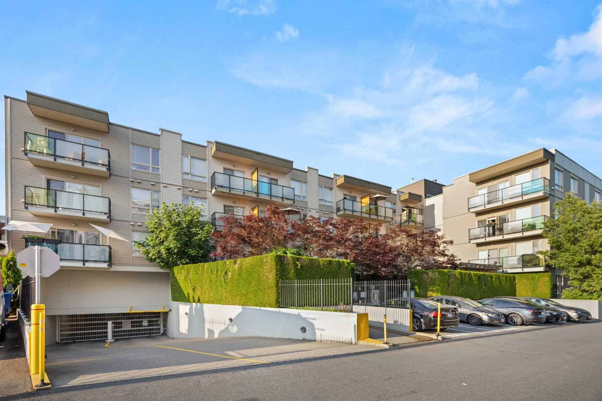 20460 Douglas Crescent #416
