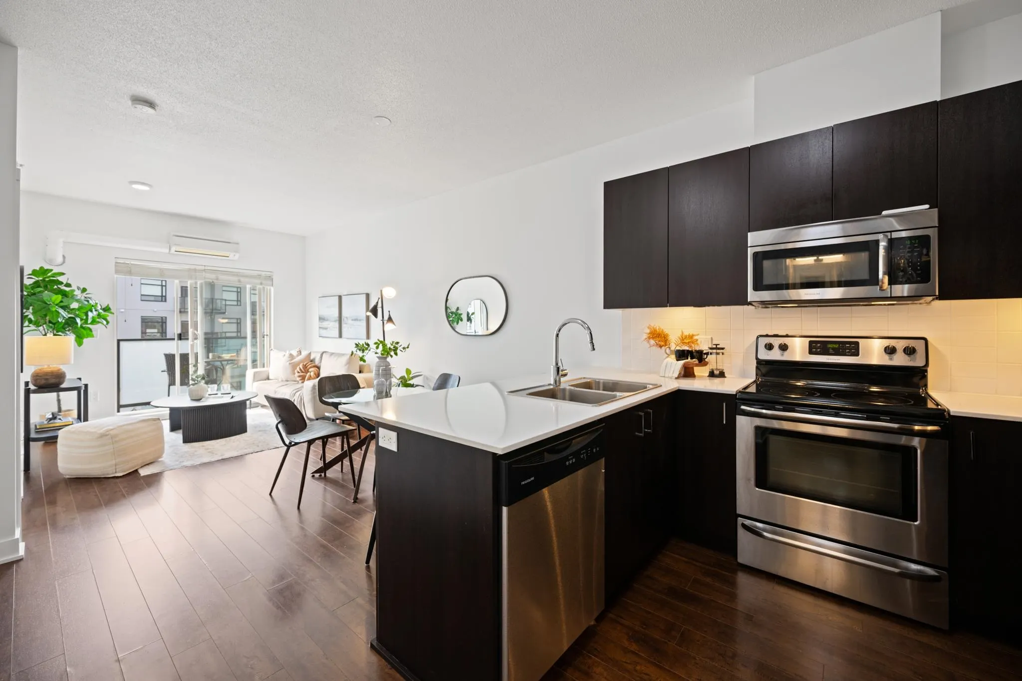 20460 Douglas Crescent #416