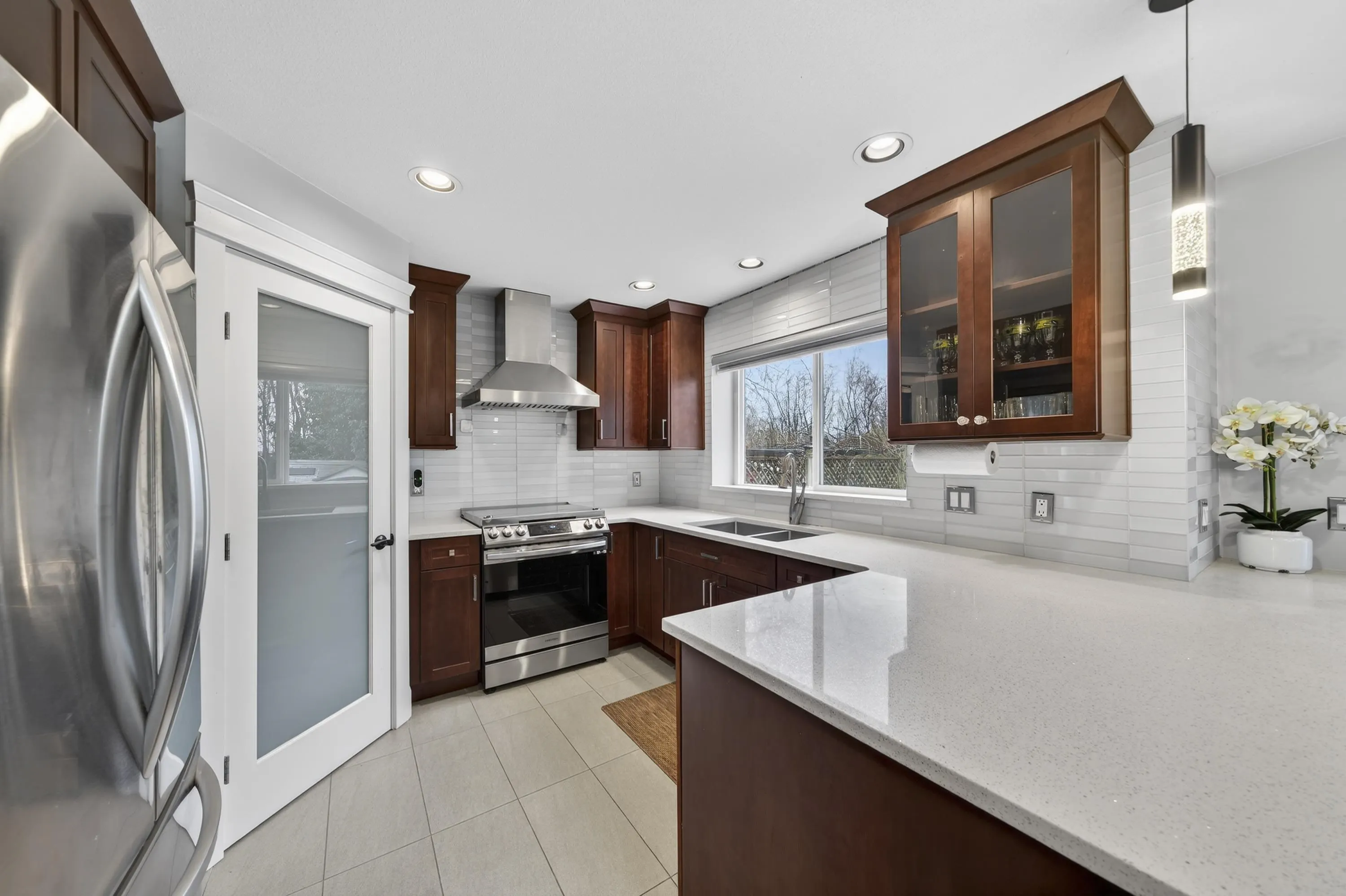 5591 Oliver Drive