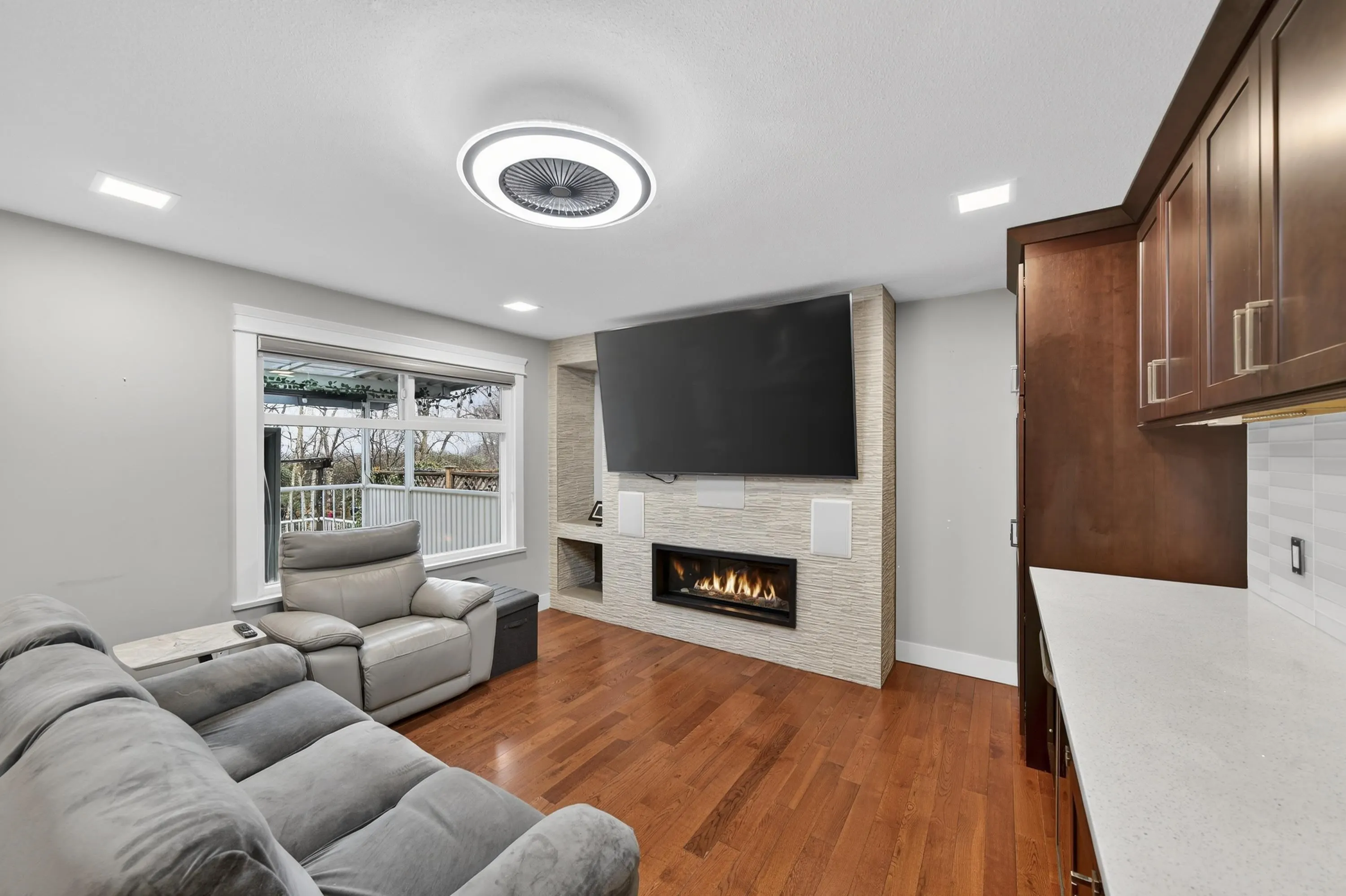 5591 Oliver Drive