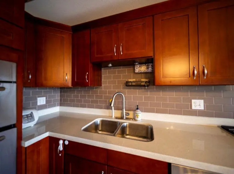 2880 Panorama Drive #103