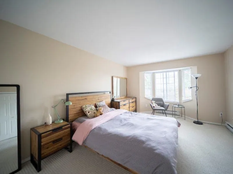2880 Panorama Drive #103