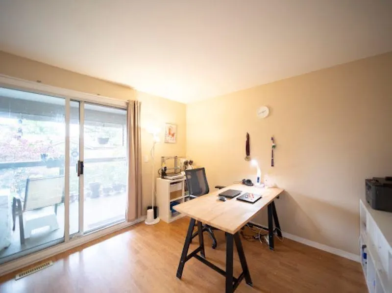 2880 Panorama Drive #103