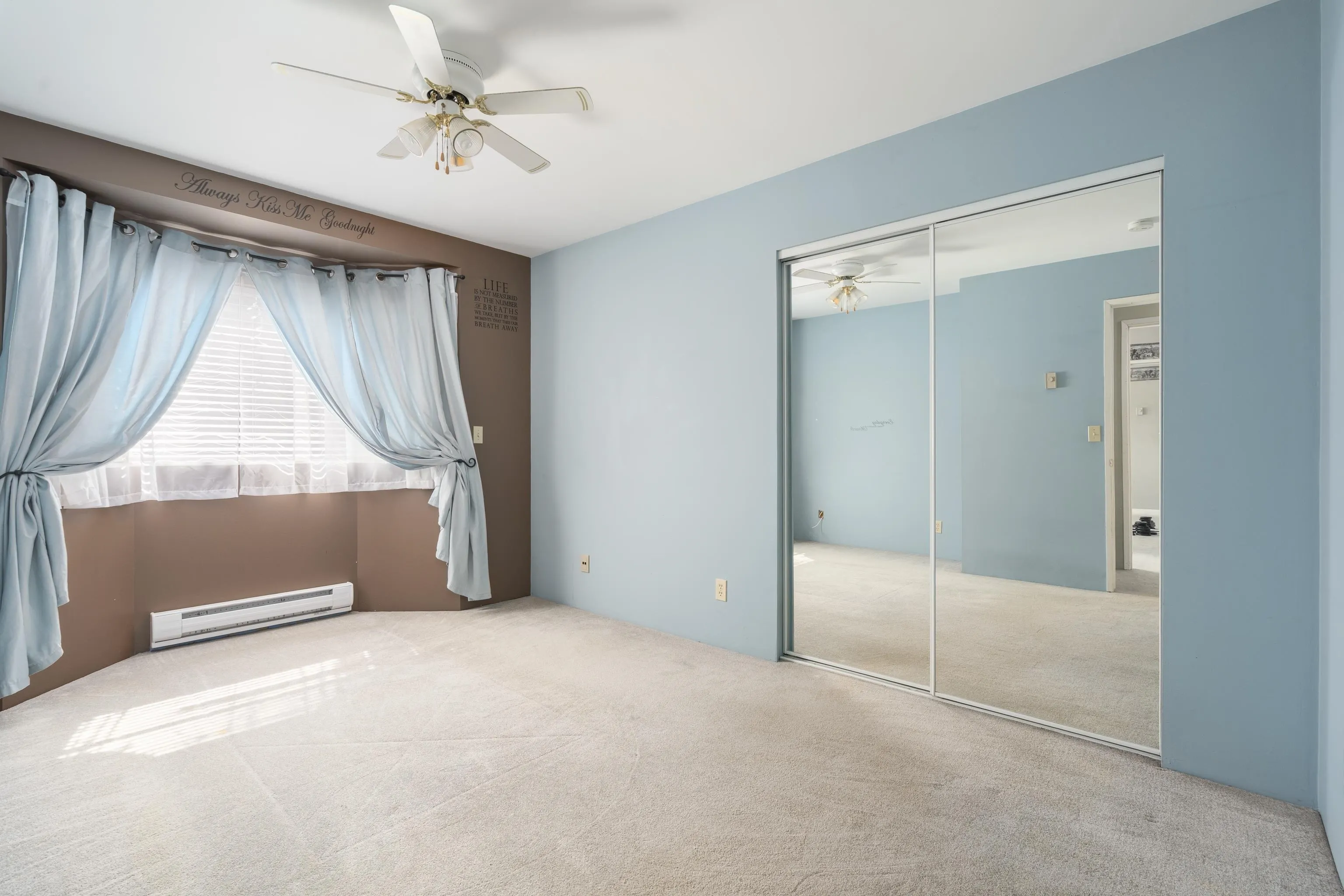 8611 Rideau Drive
