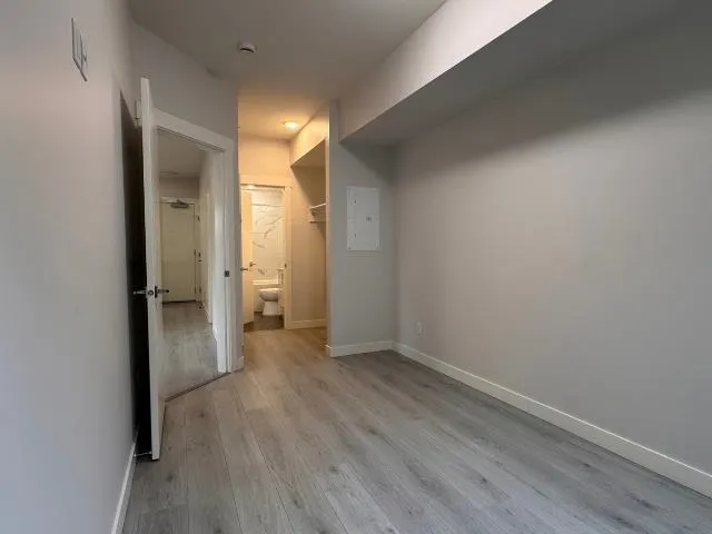 33886 Pine #112