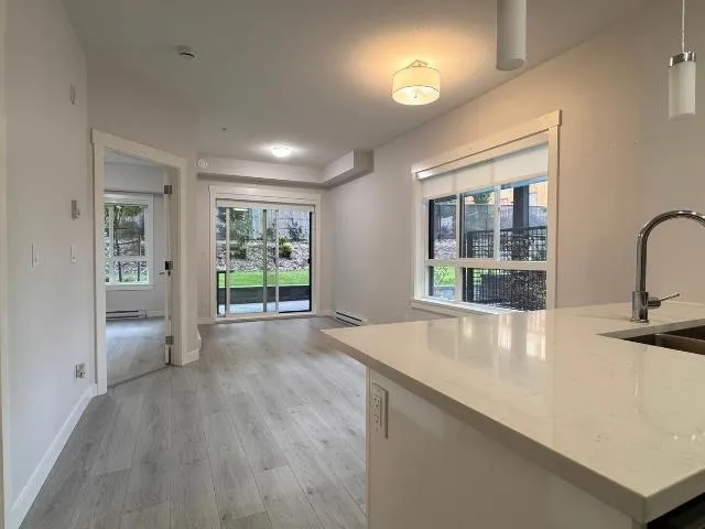 33886 Pine #112
