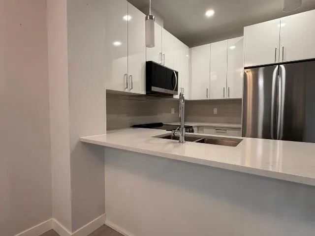 33886 Pine #112