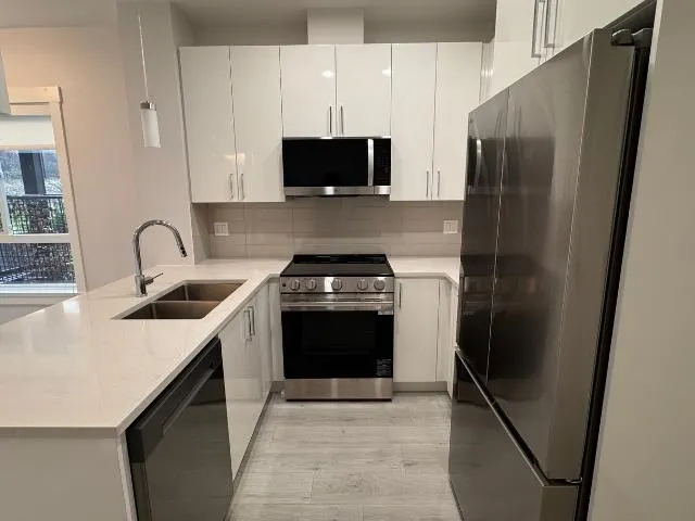33886 Pine #112