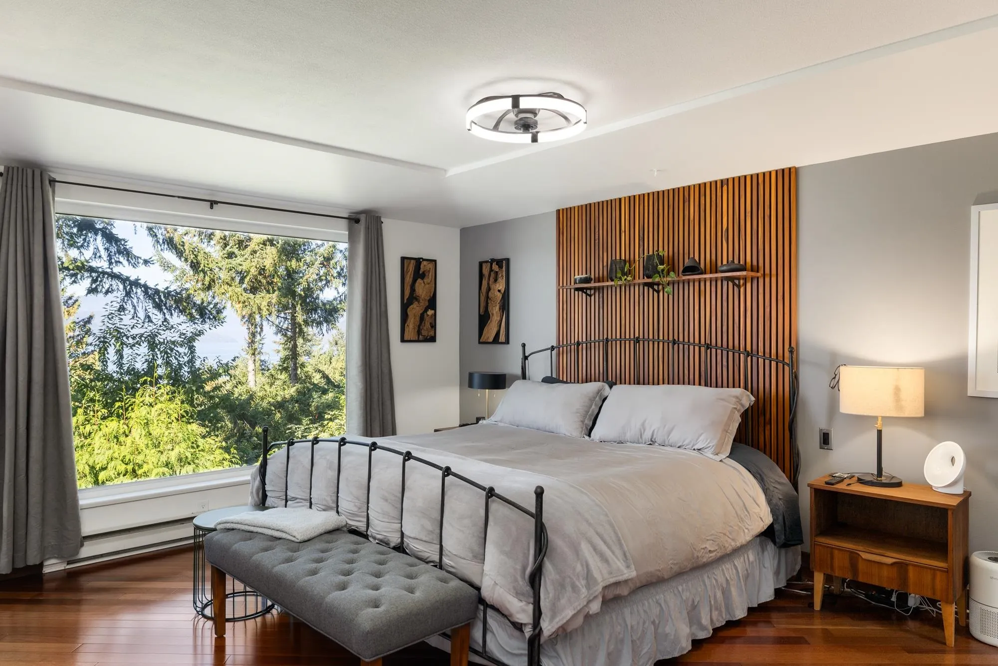 350 Bayview Place