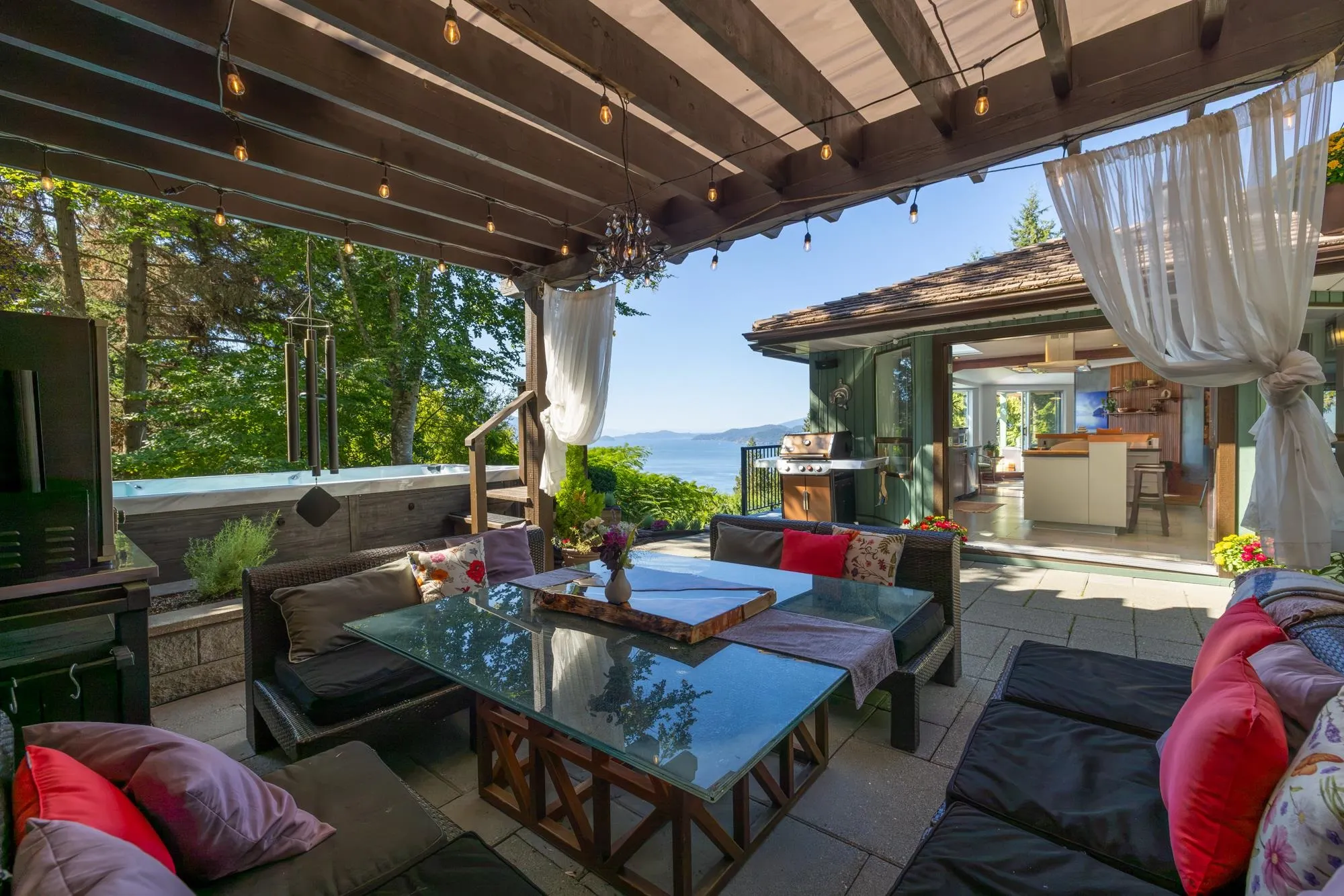 350 Bayview Place