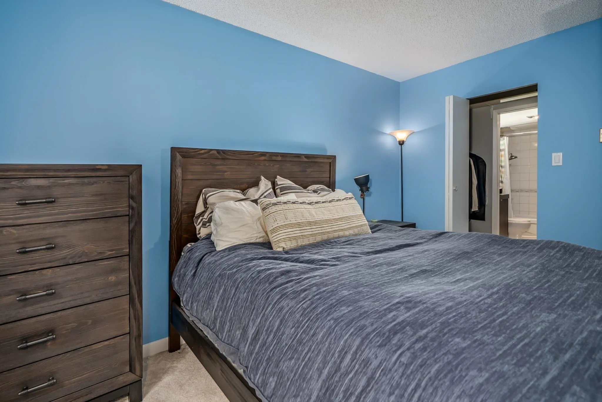 6655 Lynas Lane #111