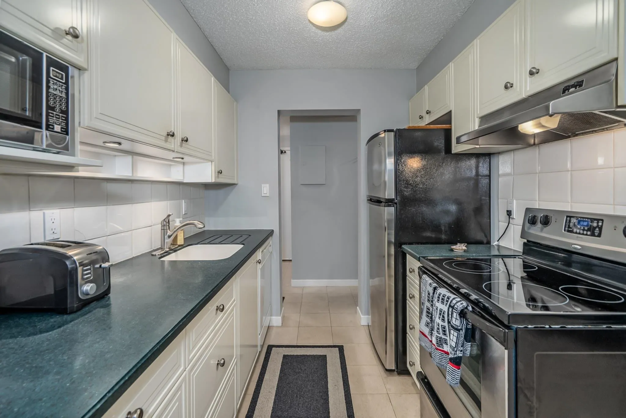 6655 Lynas Lane #111