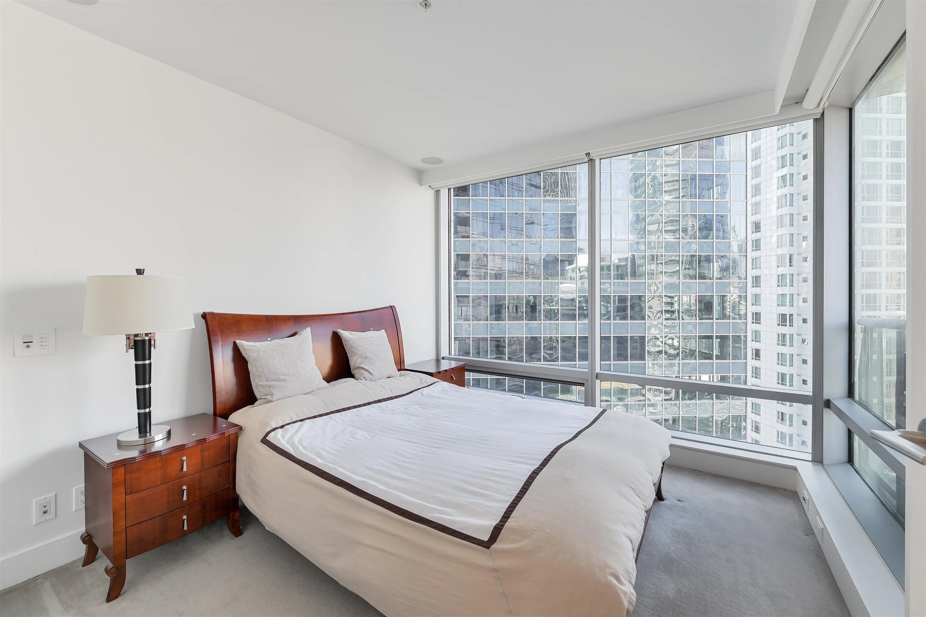 1111 Alberni Street #1809