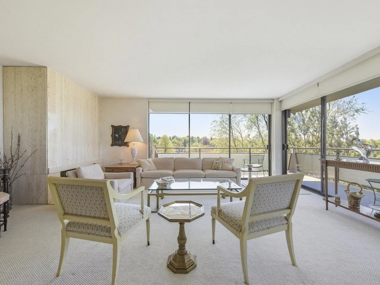 1685 W 14th Avenue #900