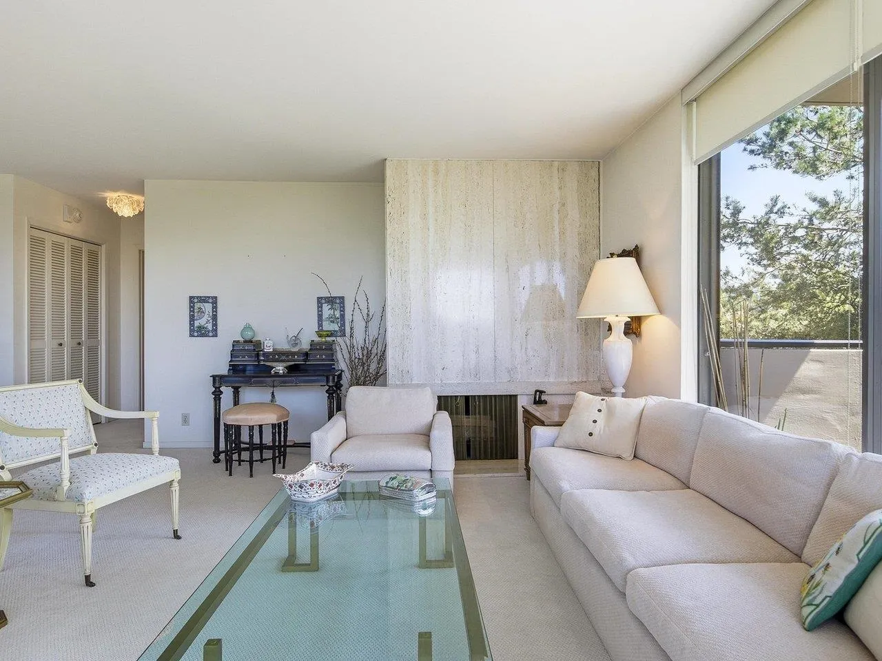 1685 W 14th Avenue #900