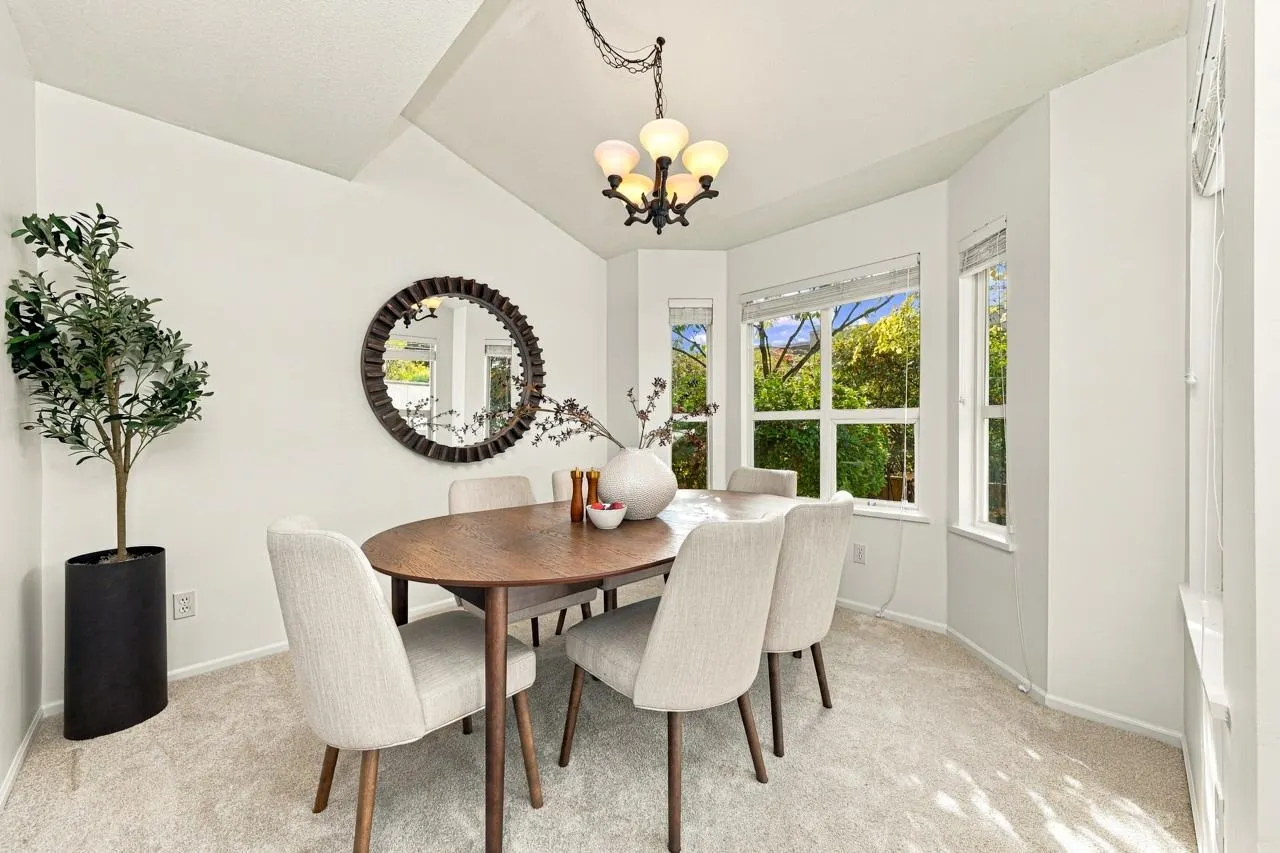 650 Roche Point Drive #62