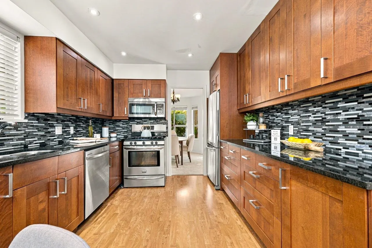 650 Roche Point Drive #62