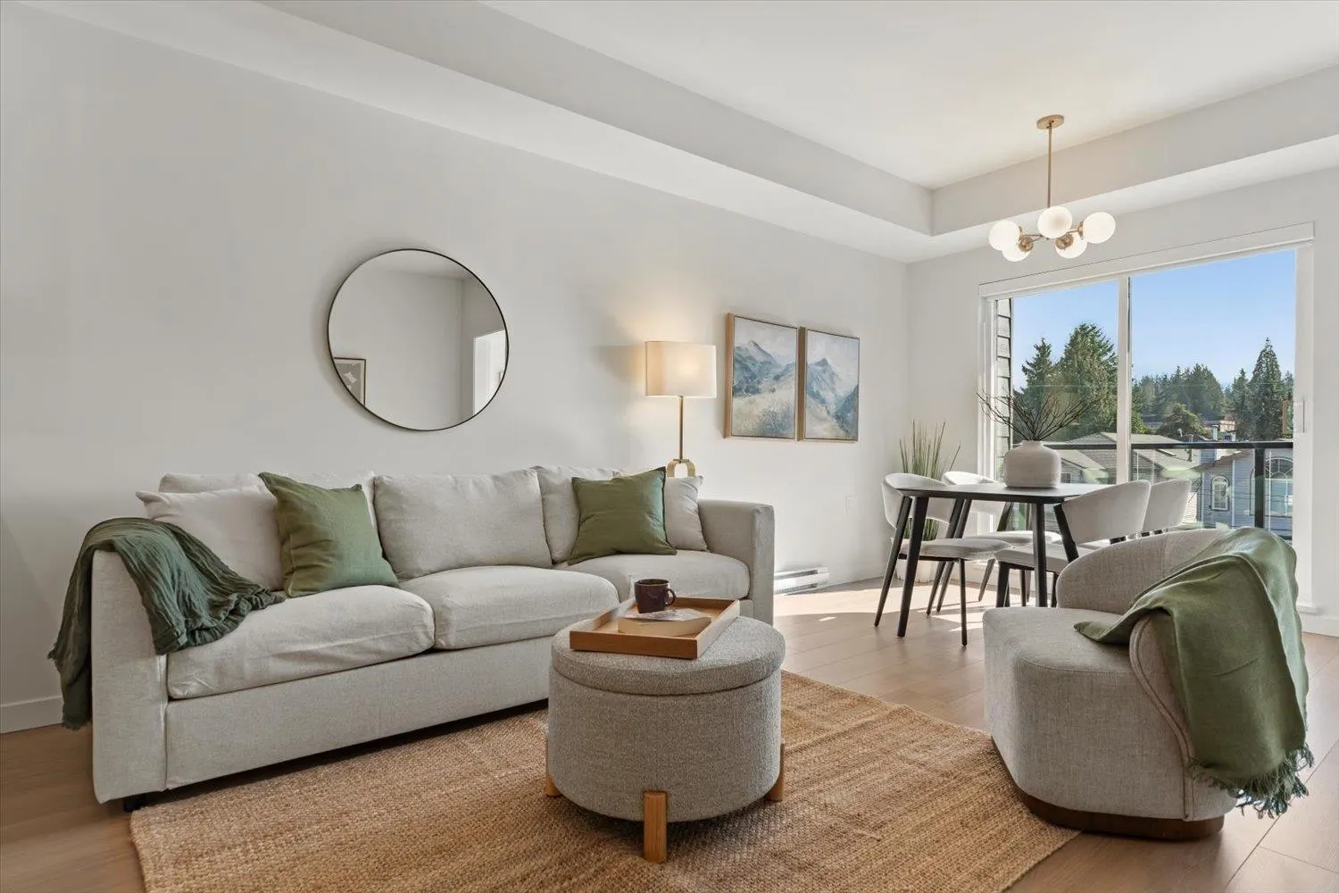 2277 Hawthorne Avenue #207
