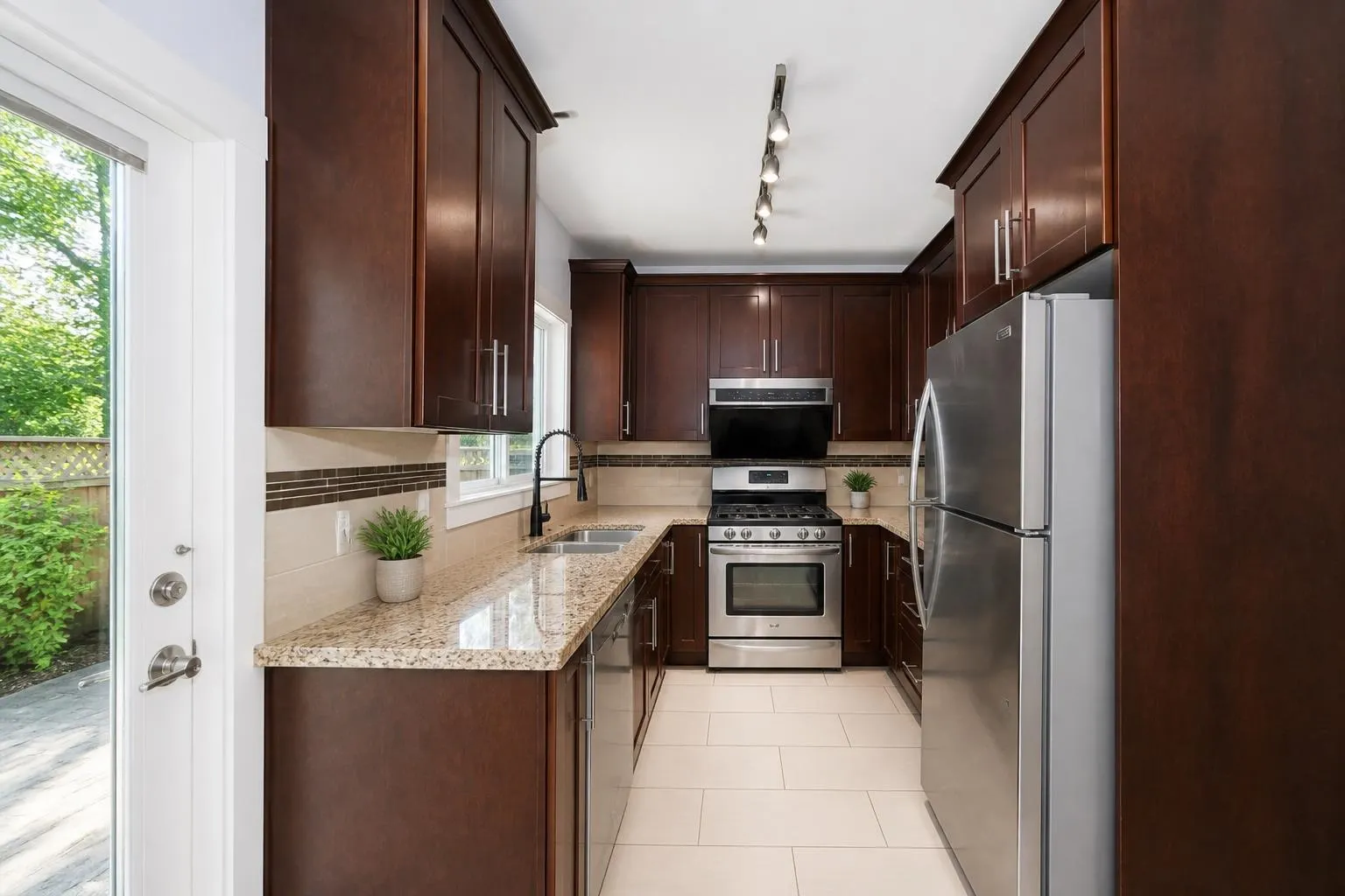 9699 Sills Avenue #27