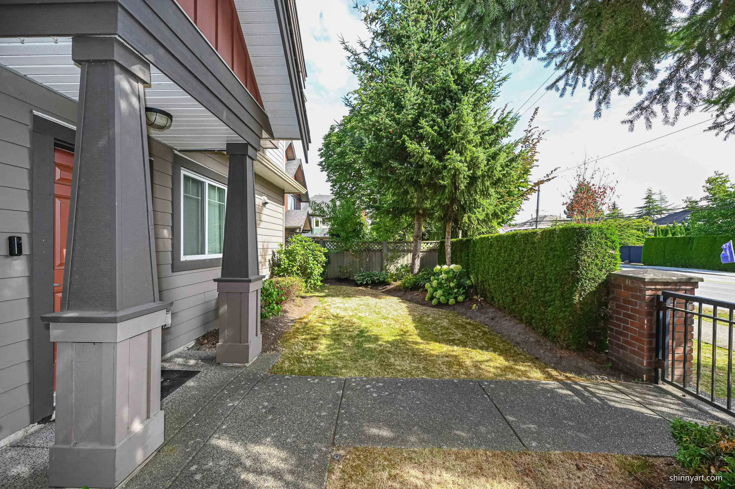 9699 Sills Avenue #27