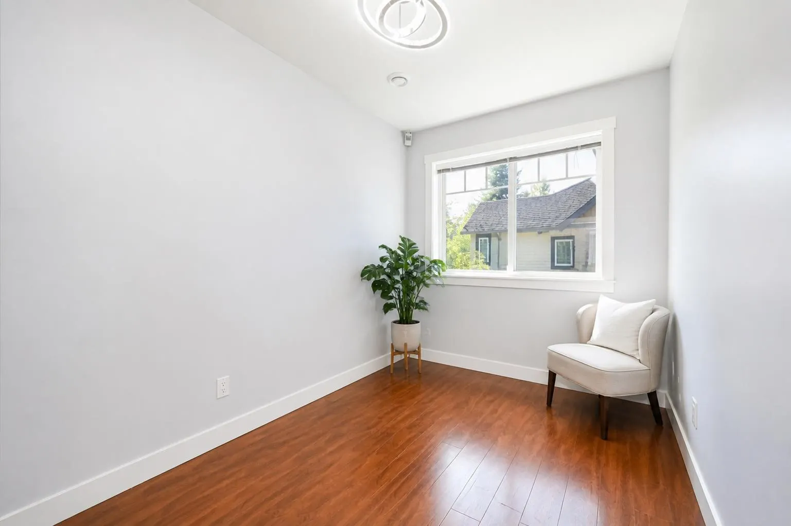 9699 Sills Avenue #27