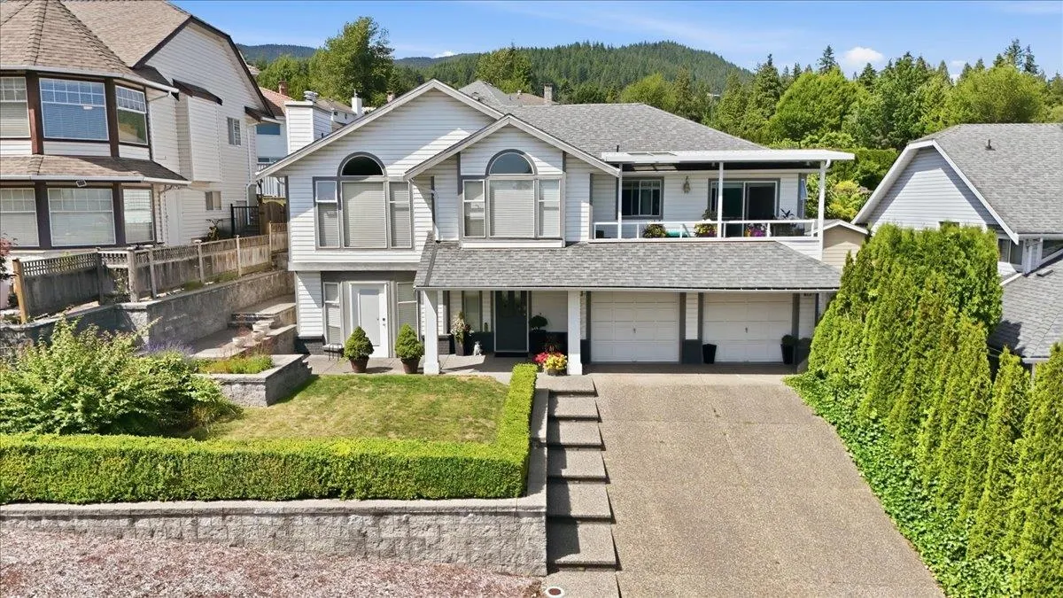 2893 Delahaye Drive