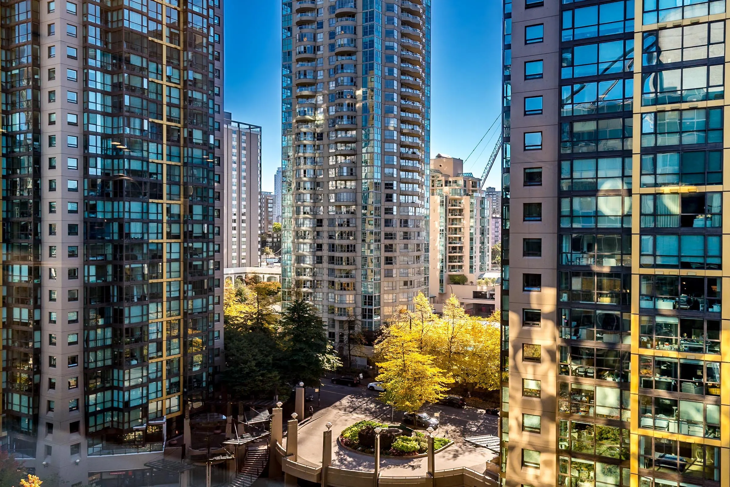 1333 W Georgia Street #1113