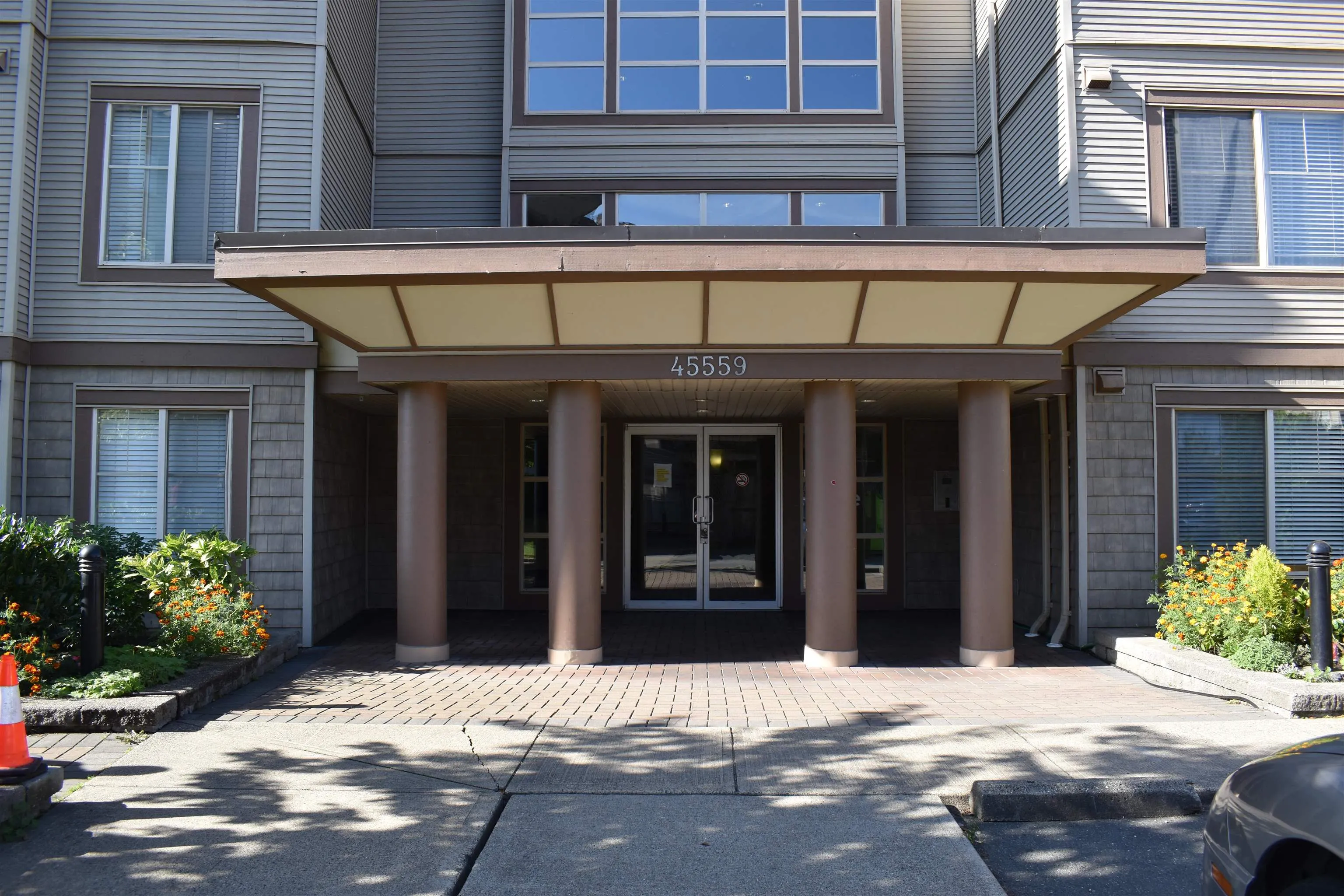 45559 Yale Road #402