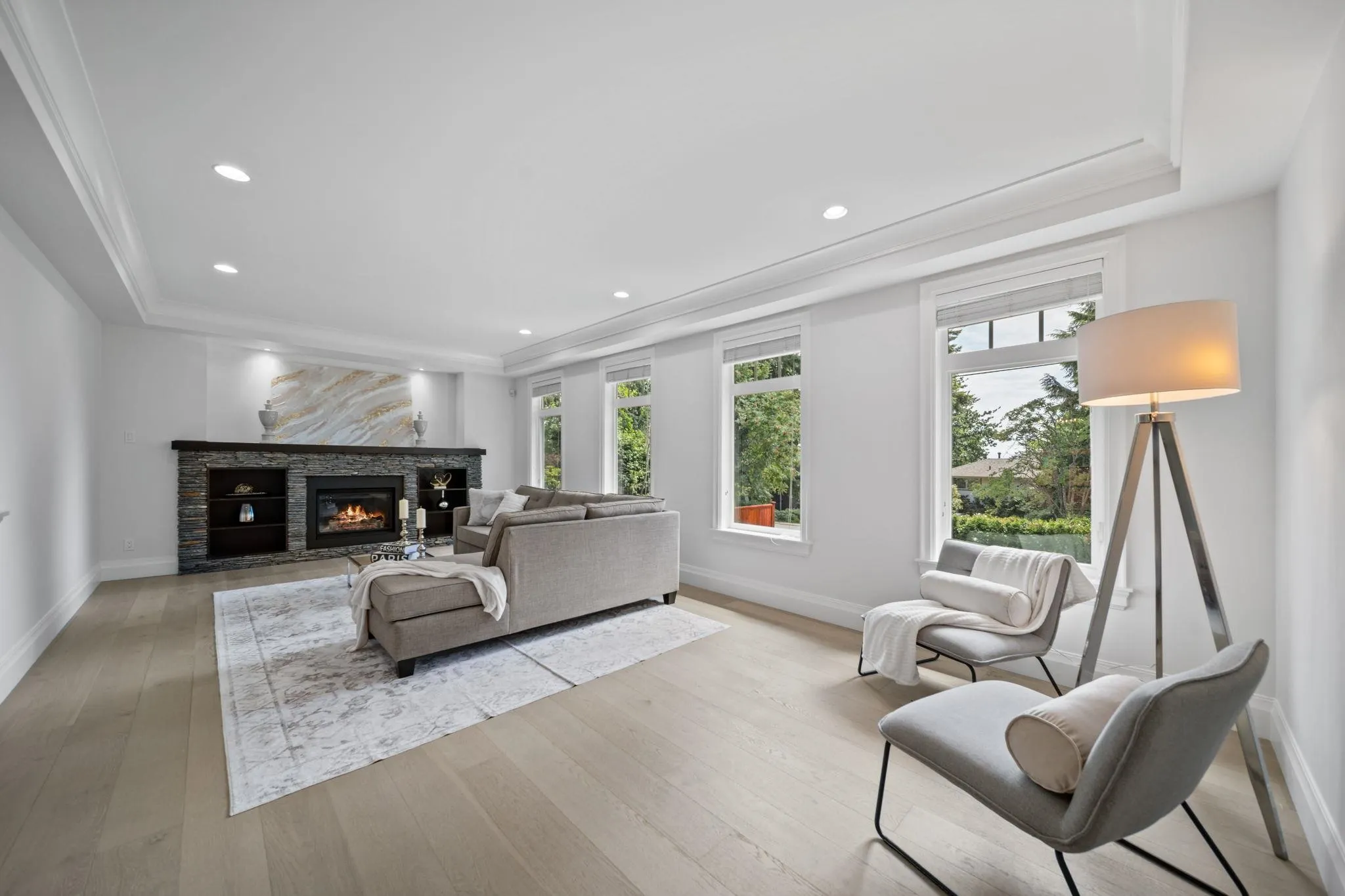 13101 14 Avenue