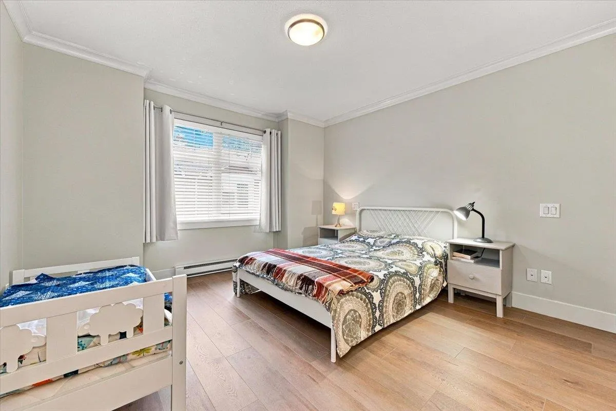 2689 Parkway Drive #6