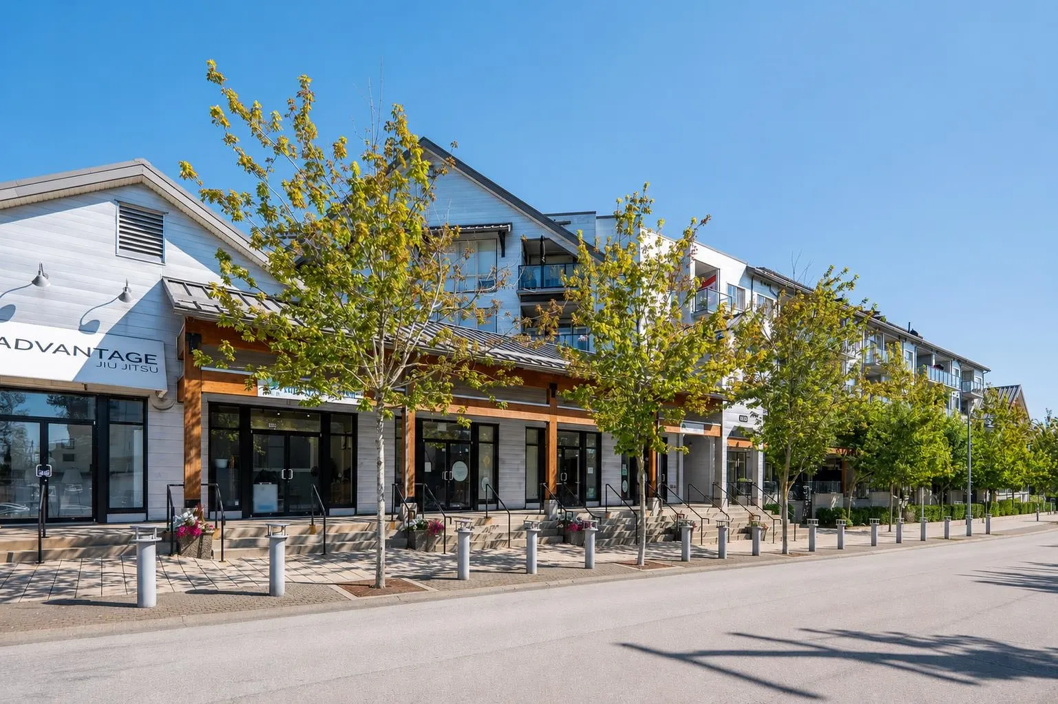 6233 London Road #1