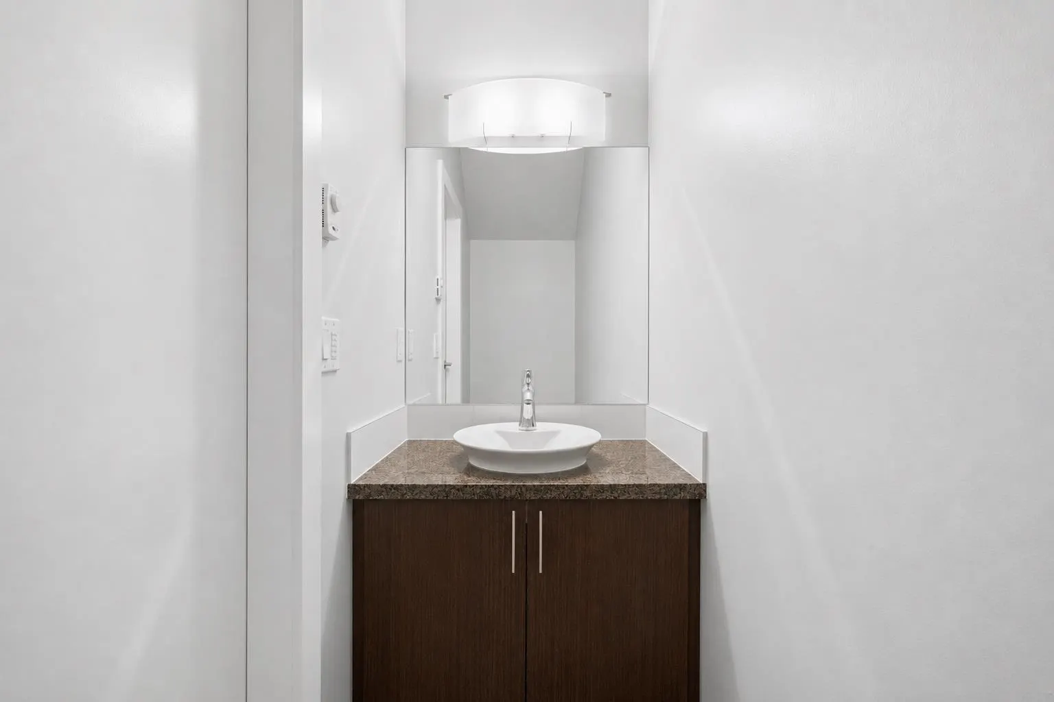 6233 London Road #1